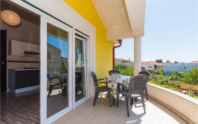 Holiday home Tribunj 430