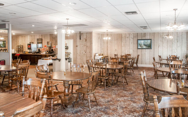 Expedition Lodge Estes Park