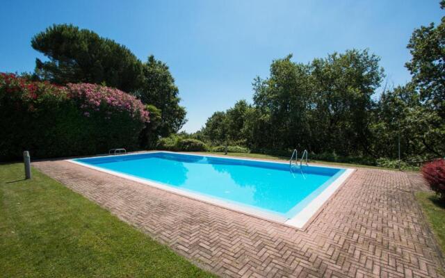Villa dei Salici con Piscina by Wonderful Italy