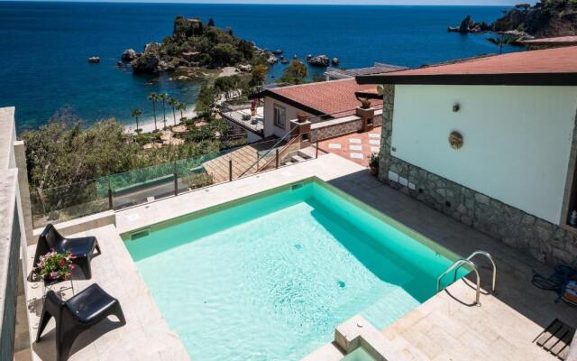 202 Luxury pool Isola Bella