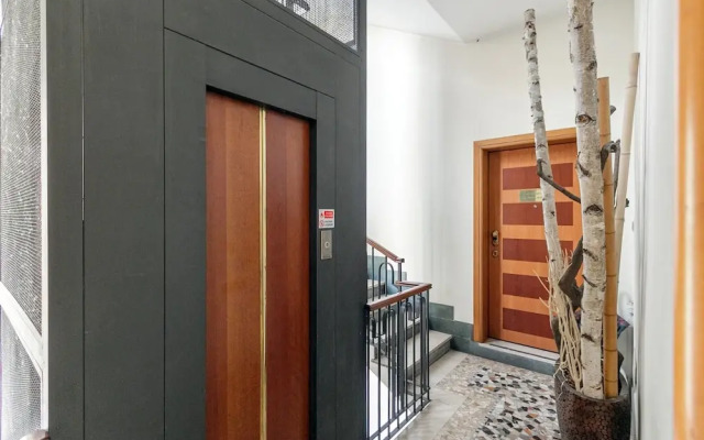 Elegant Apartment Near Duomo