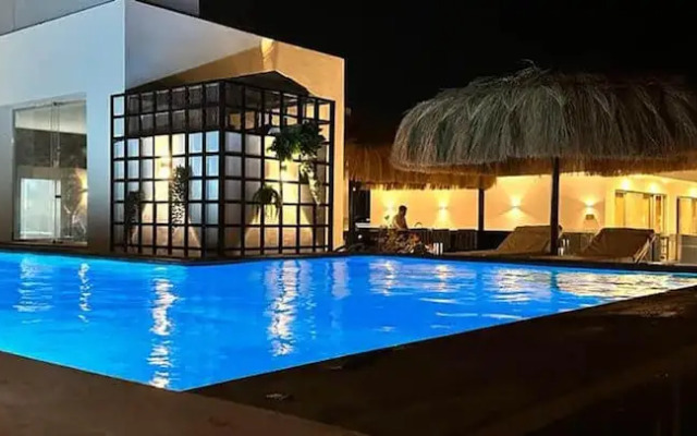 Sunset Oasis Studio Imperial Resort in Hurgunda