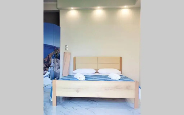 Athens Central 3BD Apartment next to Metro Luxury