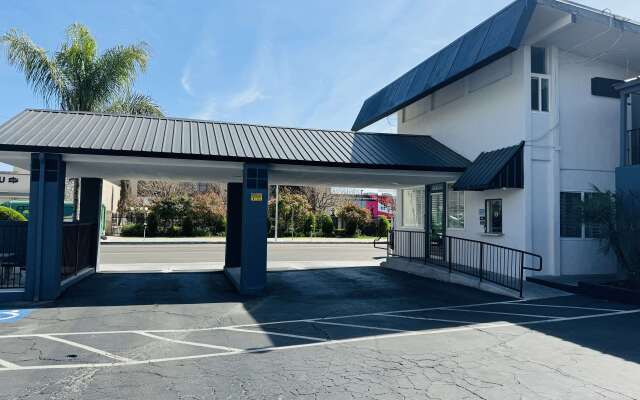 SureStay by Best Western Fresno Central