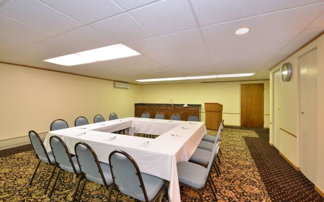 Days Inn by Wyndham St. Charles IL