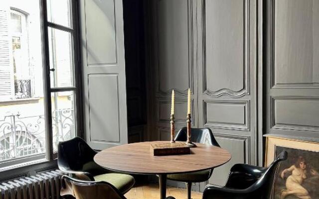 Splendide 2 pièces 65m2 Hôtel Particulier XVII ième siècle-Centre Historique Clermont-Ferrand
