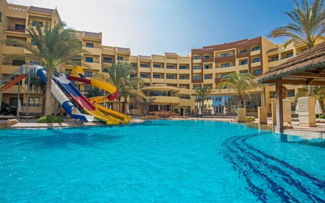 Eagles Downtown Zahabia & Beach Resort
