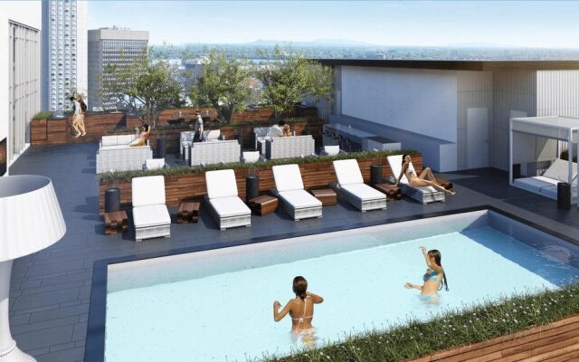 Tour Des Canadien Luxury Sky Condos