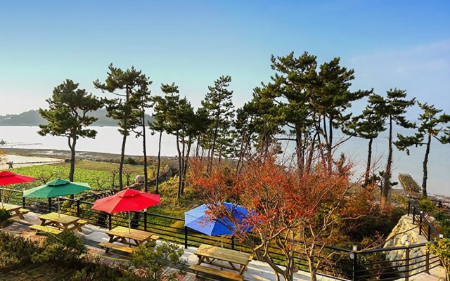 Yeosu Pierre Mont Pension