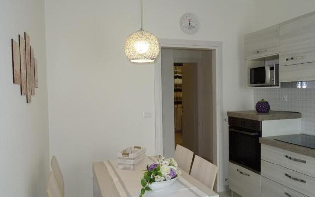 Casa Palanca Lake view apartment by Gardadomusmea