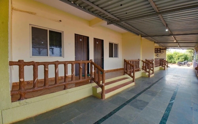 Shivneri Motels