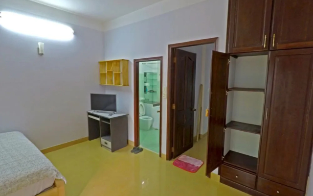 Drop By Saigon Hostel