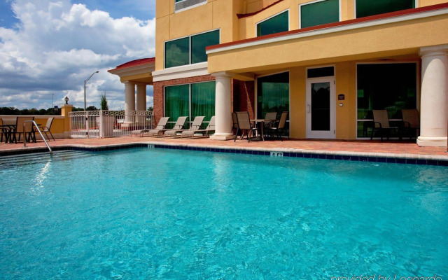 Holiday Inn Express & Suites Chaffee-Jacksonville West by IHG