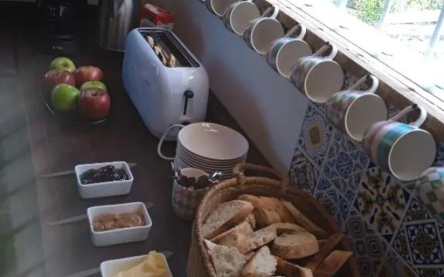 Casa copada habitación compartida