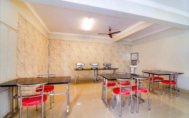 Fabhotel Srisai Hill View