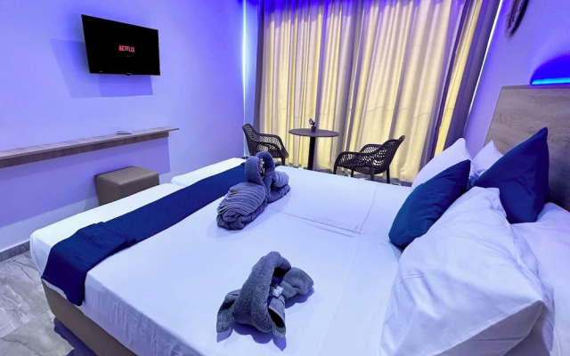 Sun Plaza Suites - Adults Only