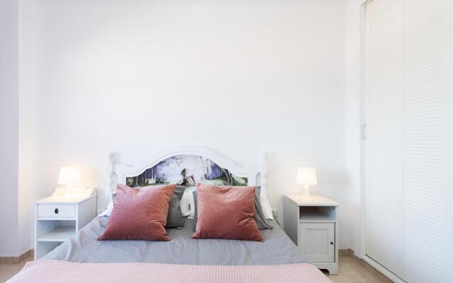 Home2Book Sea Front Duplex Terrace Pool +Wifi