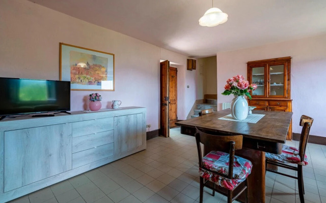 Amazing Home in Longoio With 2 Bedrooms