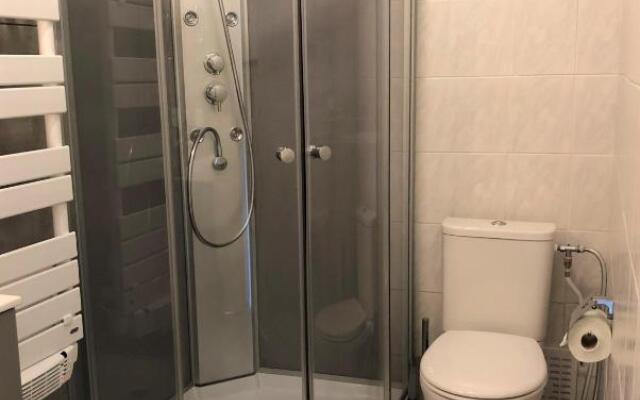 Confort et Décoration Soignée à Carqueiranne