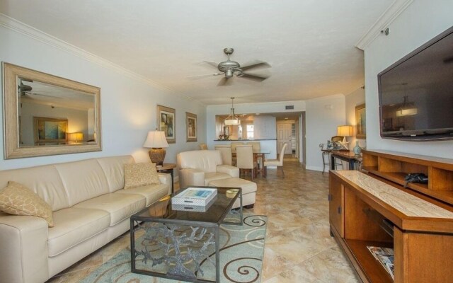 Som 503 - Somerset 2 Bedroom Condo by Redawning