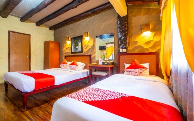 OYO 2640 Rumah Kayu Cottage Syariah – Guest Rooms – Parompong