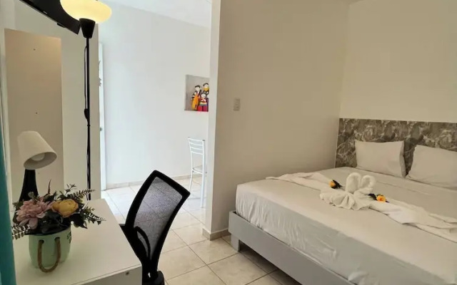 Secure 2-pers Apartment Close to the Beach