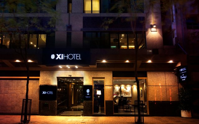 Xi Hotel