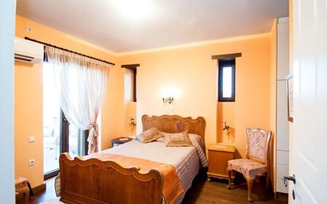 Villa Leto