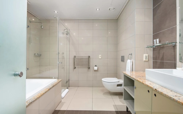 607 Cape Royale Luxury Apartments
