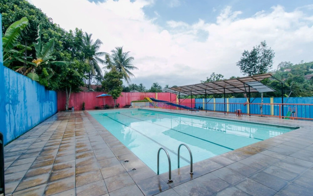 Amazon Homestay Syariah by OYO