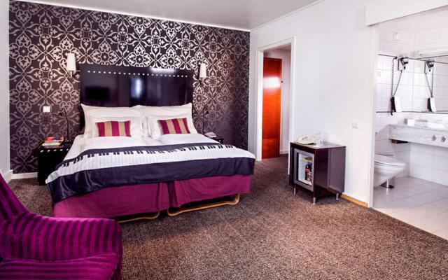 Home Hotel Arcticus