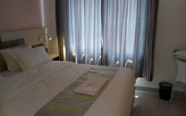 The Arizon at Malioboro Hotel – Guest Rooms – Yogyakarta