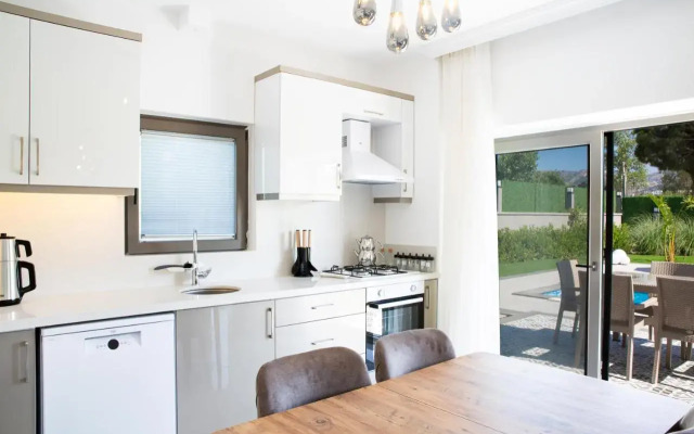 BD4109 Two BedroomedVilla withPool inBodrumYalikavak