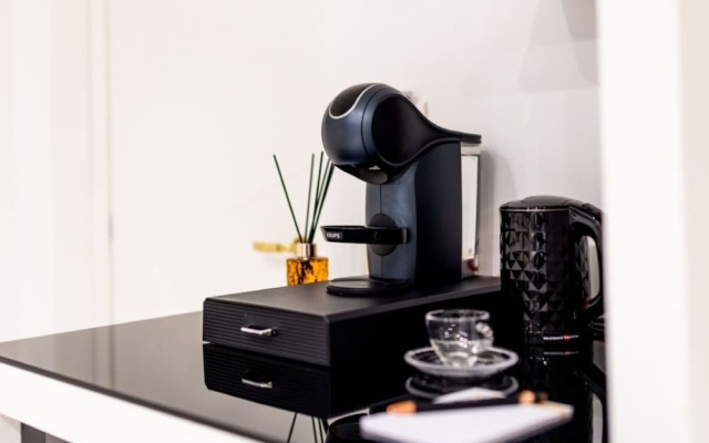 Room in B&B - Queen Suite With Whirlpool tub - B&B Kreart Suite & Rooms