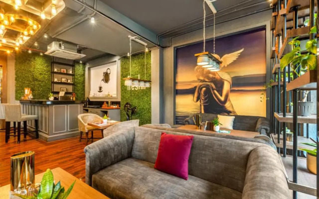 Sterling Palm Bliss - Rishikesh