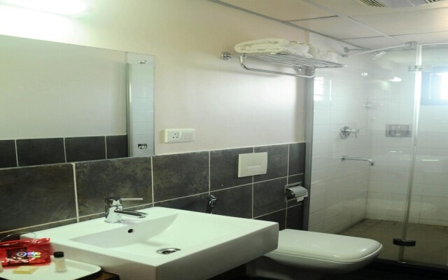 OYO 2337 Gold Coast Beach Resort