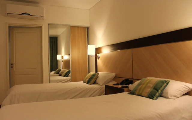 Hotel Plaza Central Canning