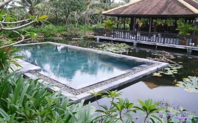 Villa Hoa Su Frangipani Village Resort