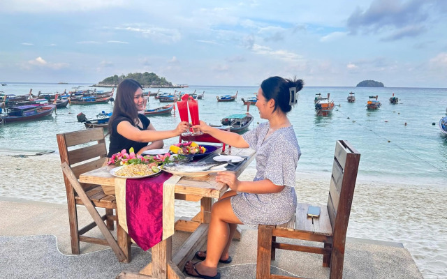 Lipe Power Beach Resort