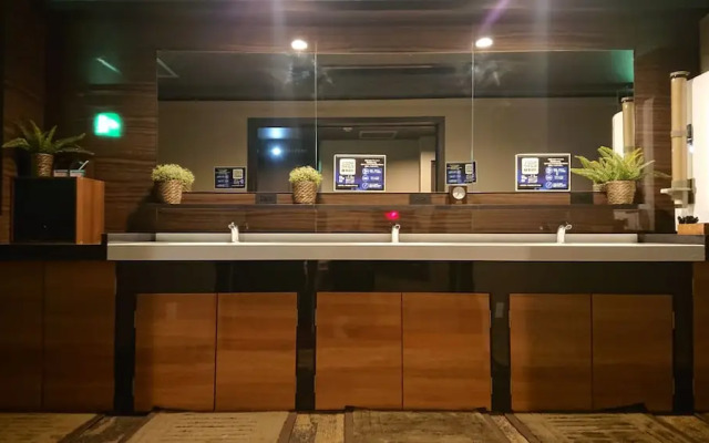 Hotel Cabin Style – Caters to Men