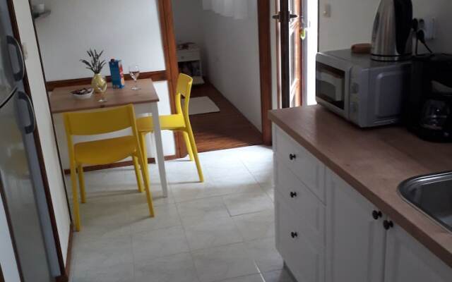 Studio Apartment Maya