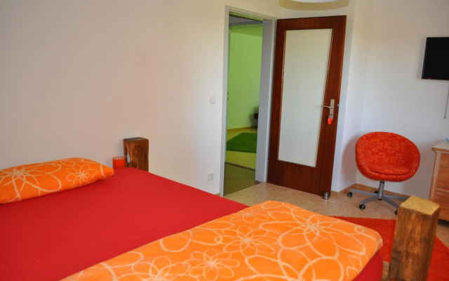 Punkrock Harbour Pension Bähr