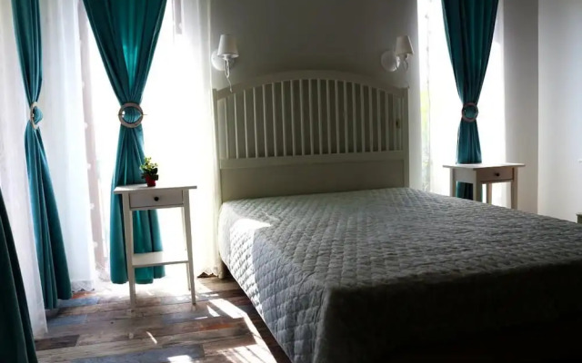 Beyaz Tas Otel