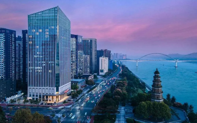 Ramada By Wyndham Yichang Riverside