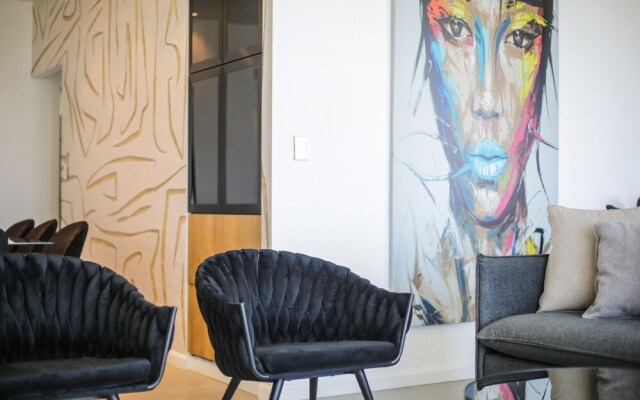 YalaRent Midtown towers TLV