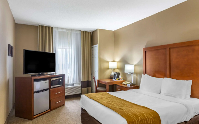 Comfort Inn Gurnee near Six Flags