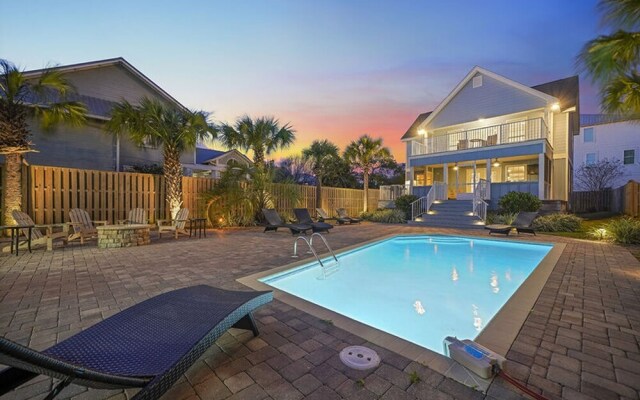 Bottoms Up by RedAwning