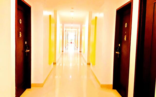 Amaris Hotel Nagoya Hill - Batam