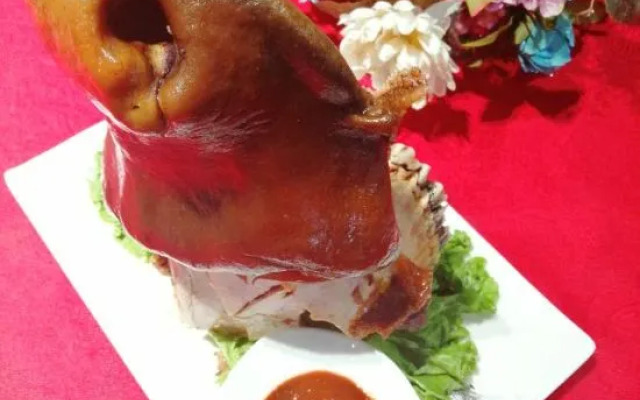 Peter International Hotel