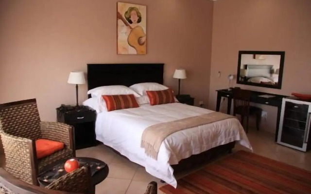 Attache Guest Lodge